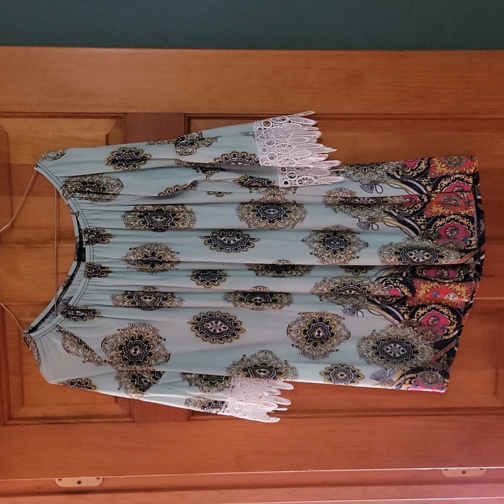 Mint Gree Tunic..size L-Xl